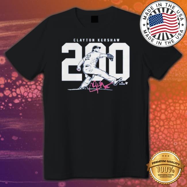 Clayton Kershaw The Claw 200 Wins Crewneck Sweatshirt