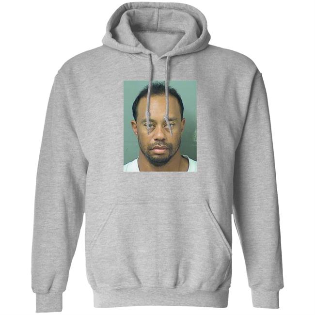 Fan Wearing Tiger Woods Mugshot Shirt Wegent Fan Wearing Tiger Woods Mugshot Shirt Wegent