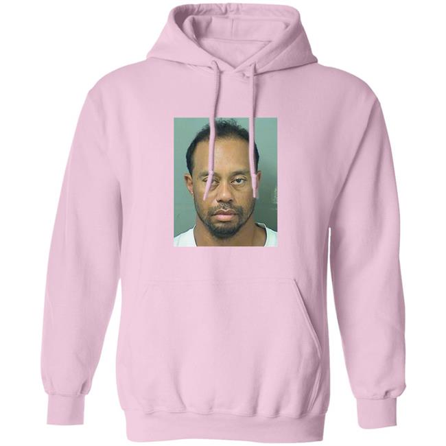 Fan Wearing Tiger Woods Mugshot Shirt Wegent Fan Wearing Tiger Woods Mugshot Shirt Wegent