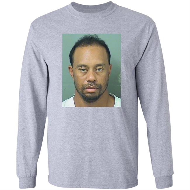 Fan Wearing Tiger Woods Mugshot Shirt Wegent Fan Wearing Tiger Woods Mugshot Shirt Wegent
