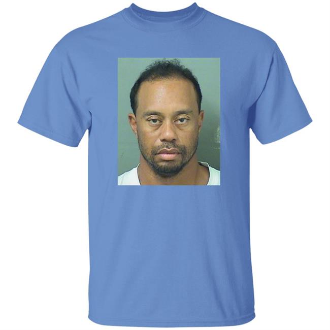 Fan Wearing Tiger Woods Mugshot Shirt Wegent Fan Wearing Tiger Woods Mugshot Shirt Wegent