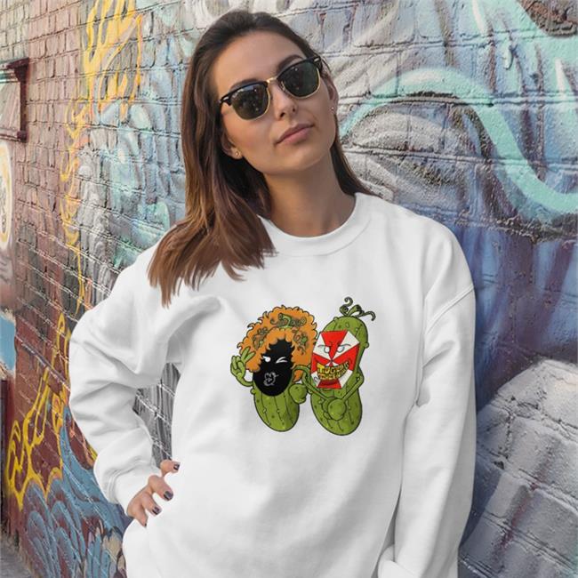 That Umbrella Guy Merch Pickle Family Tug Life 4 Eva T Shirt