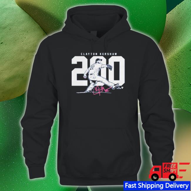 Clayton Kershaw The Claw 200 Wins T- shirt Clayton Kershaw The Claw 200 Wins T- shirt