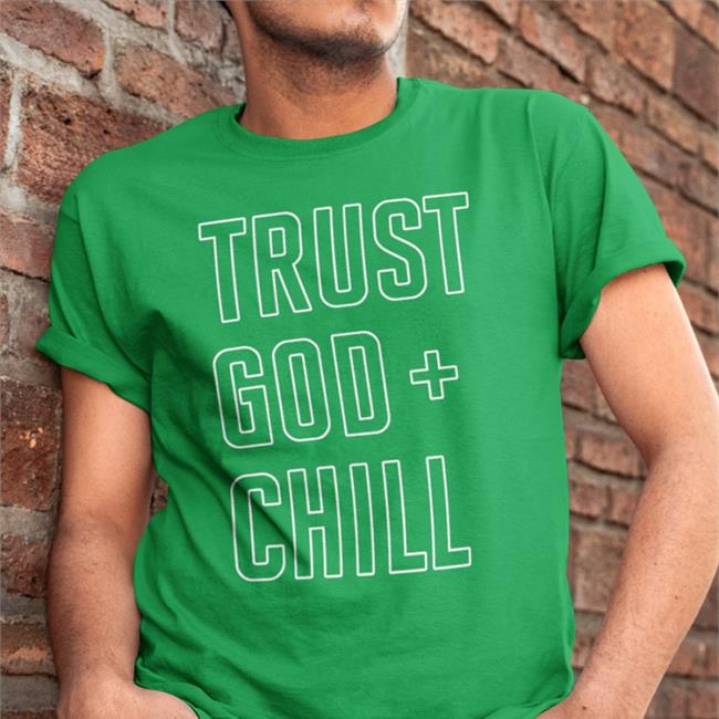 NFL FootballEsFamilia Trust God Chill Hoodie DeMarcus Lawrence