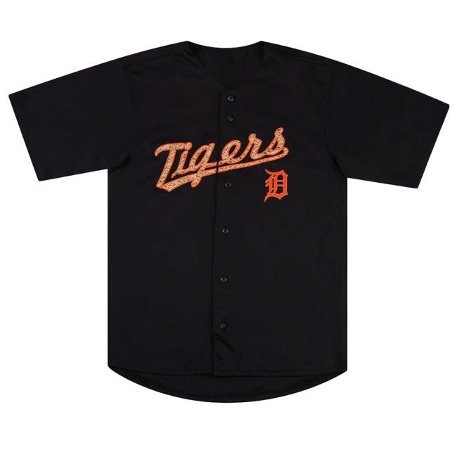 Official Classicfootballshirts 2000S Detroit Tigers True Fan Jersey Crewneck Sweatshirt